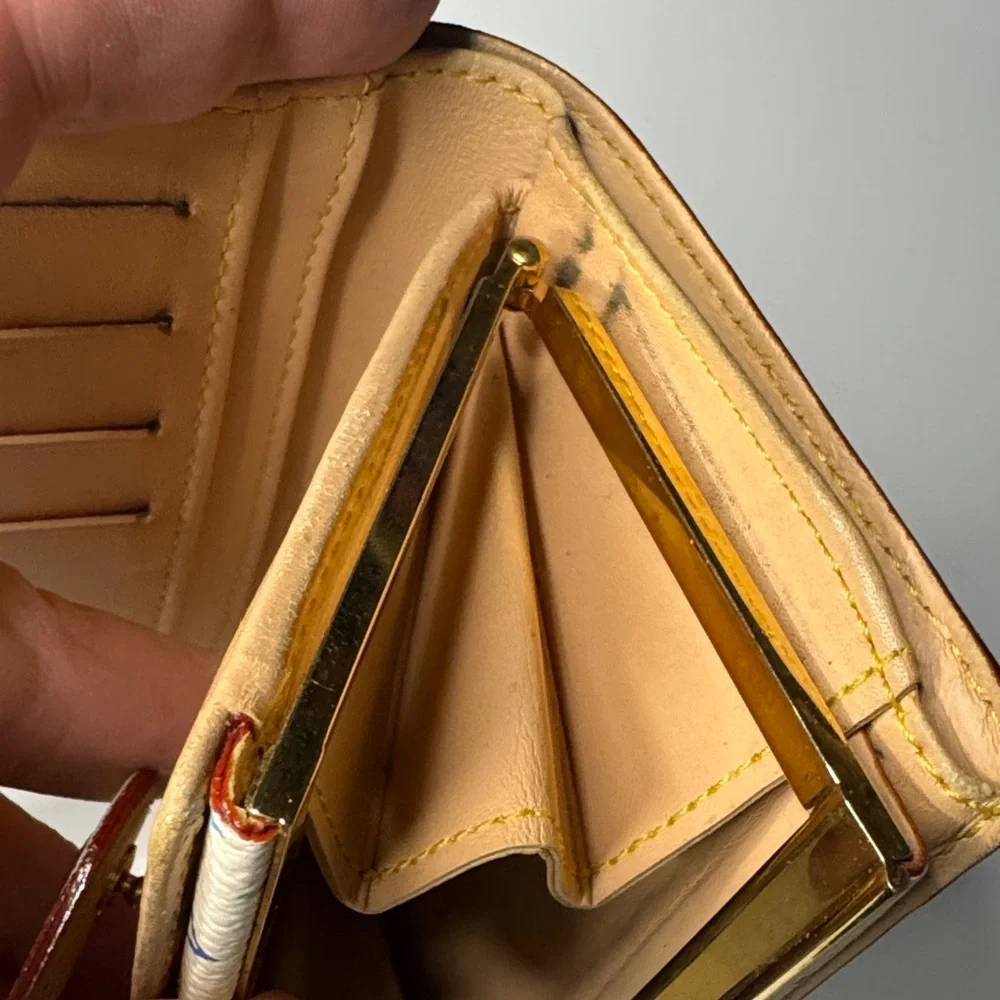 Louis Vuitton White Murakami Monogram Wallet - Picture 11 of 12